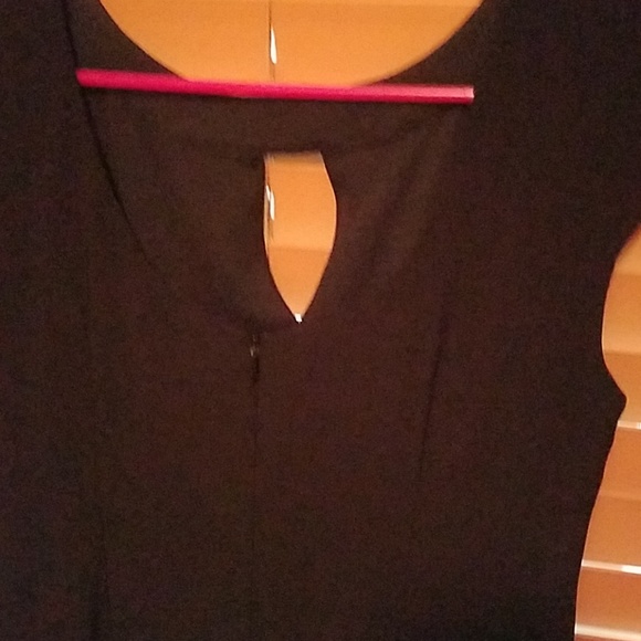 ALEX Dress - Picture 4 of 4